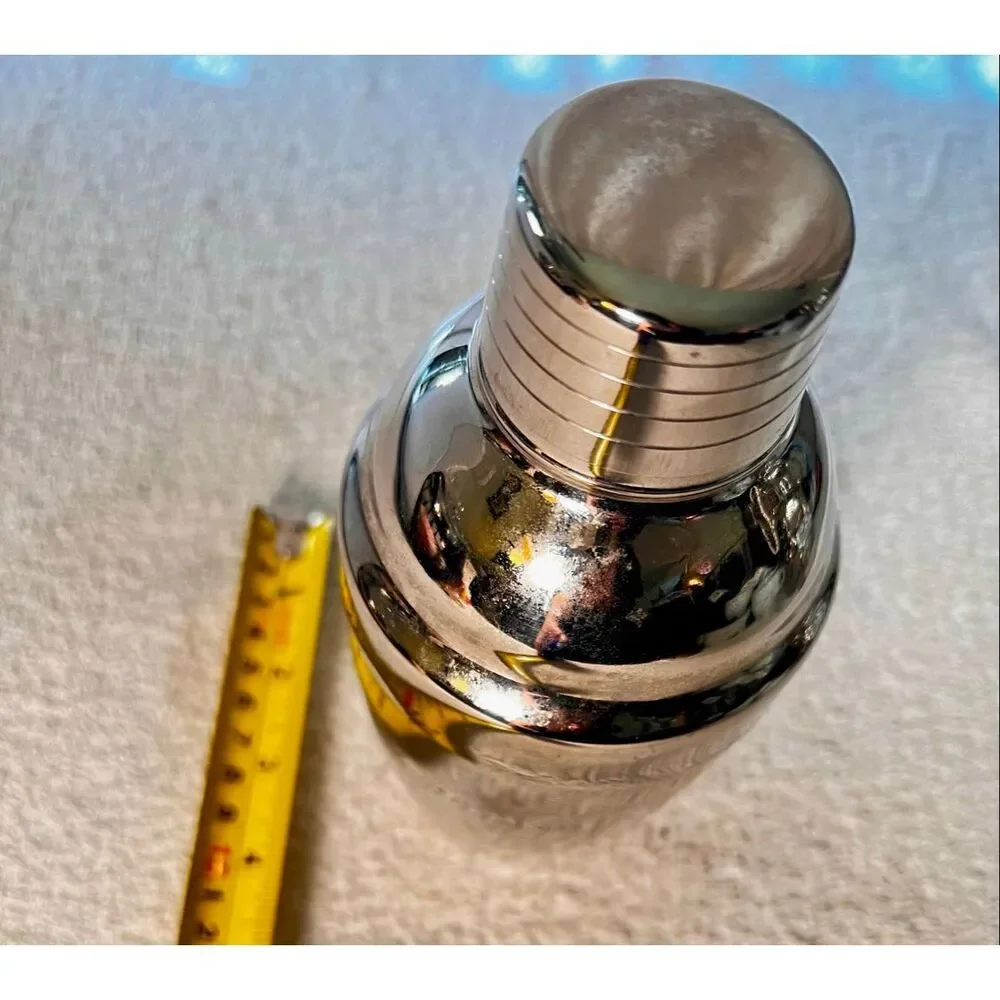 Cocktail Shaker Stainless Steel Martini Bar Tool Built In Strainer